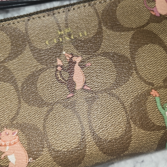 Euc Coach Wristlet Party Animal Print - Picture 2 of 4